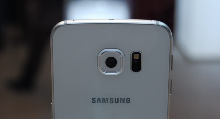 Samsung Galaxy S6 podría tener un problema con el flash LED